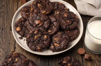 Peanut Butter Chocolate Cookies | Cookies and Cups