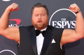Paul Walter Hauser Is Studying a Lot of Unbelievable 4 Comics