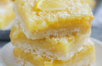 Straightforward Lemon Bars Recipe {Candy & Tangy}