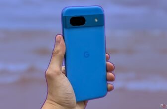 I like the Pixel 8a, and the subsequent iPhone SE needs to be identical to it