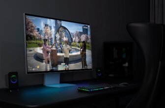 The Samsung Odyssey 3D is a glasses-free answer for immersive gaming