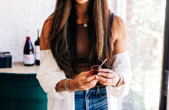 How one can Make Turmeric Face Scrub