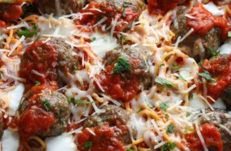 Straightforward Baked Spaghetti and Meatballs