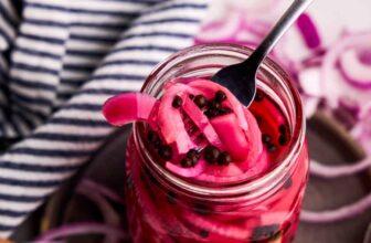 Methods to Make Pickled Purple Onions