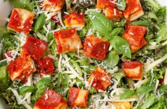 Pizza Salad – Barefeet within the Kitchen