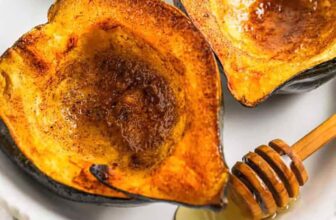 Simple Oven-Roasted Acorn Squash (completely caramelized!)
